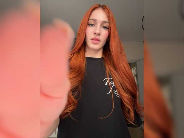 ArinaSmile live cam