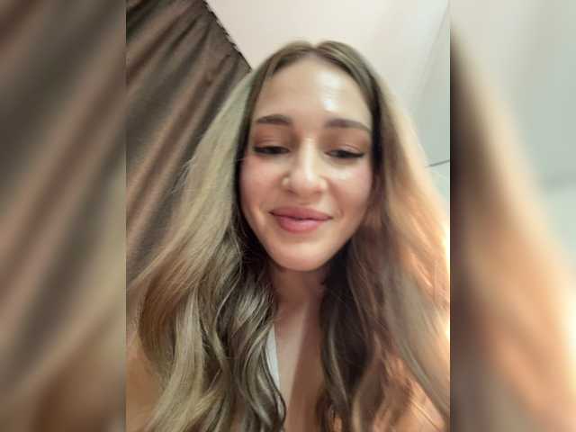  ArinaSmile chat room