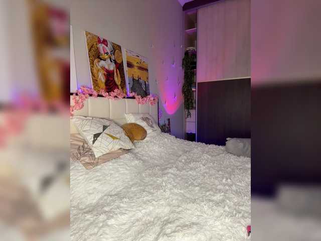  ArinaSmile chat room