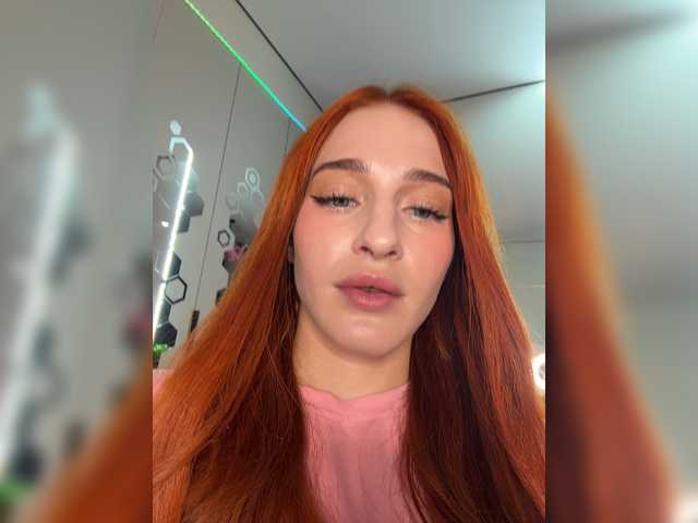 ArinaSmile live cam on BongaCams