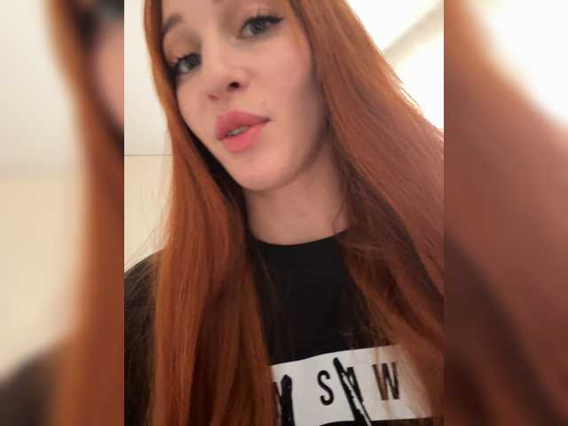 ArinaSmile live cam