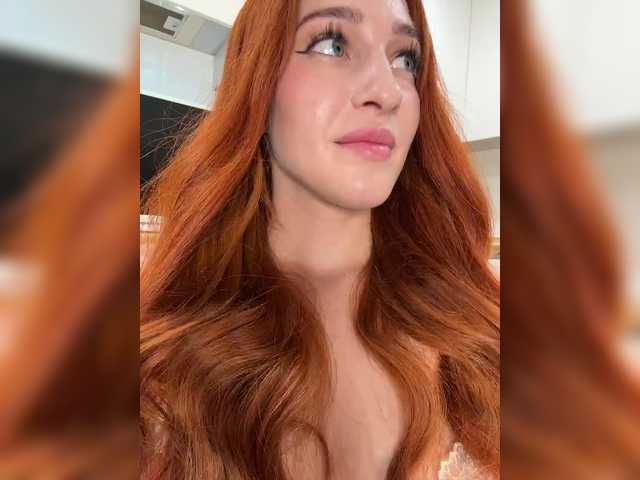 ArinaSmile live cam on BongaCams