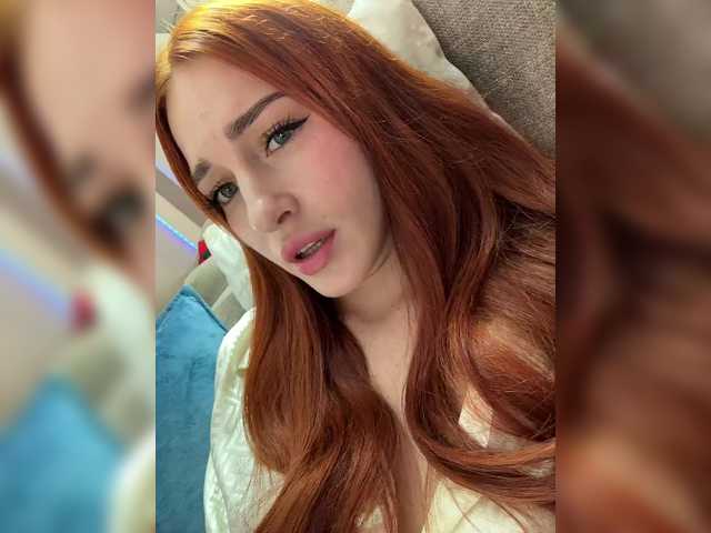 ArinaSmile live cam
