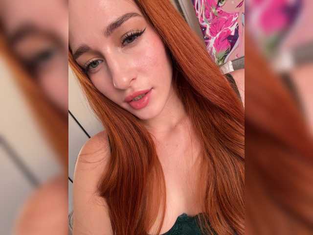ArinaSmile live cam on BongaCams