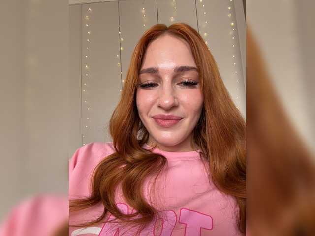 ArinaSmile live cam on BongaCams