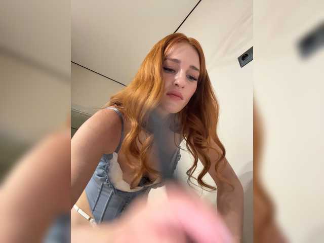 ArinaSmile live cam on BongaCams
