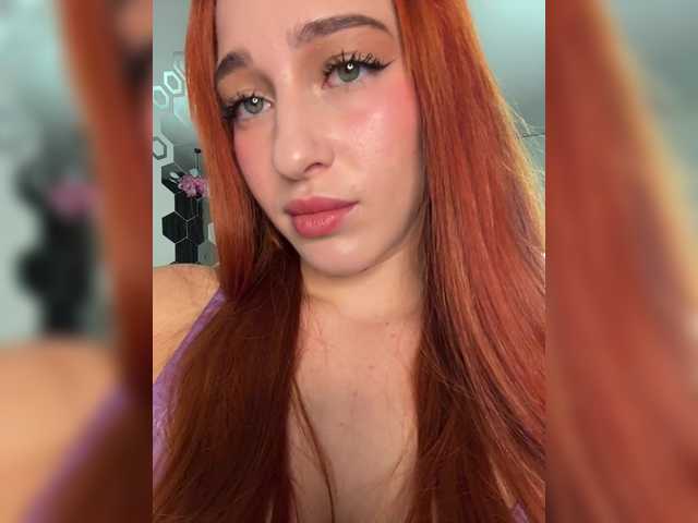 ArinaSmile live webcam show