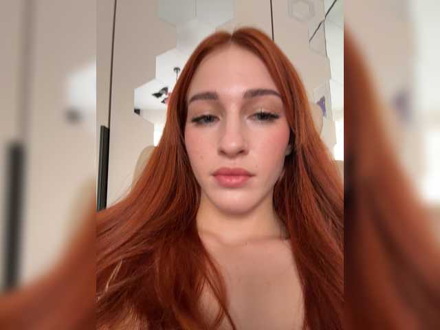 ArinaSmile live cam on BongaCams