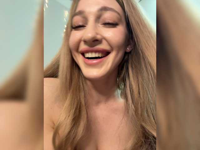  ArinaSmile chat room