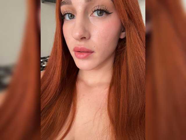 ArinaSmile live cam on BongaCams