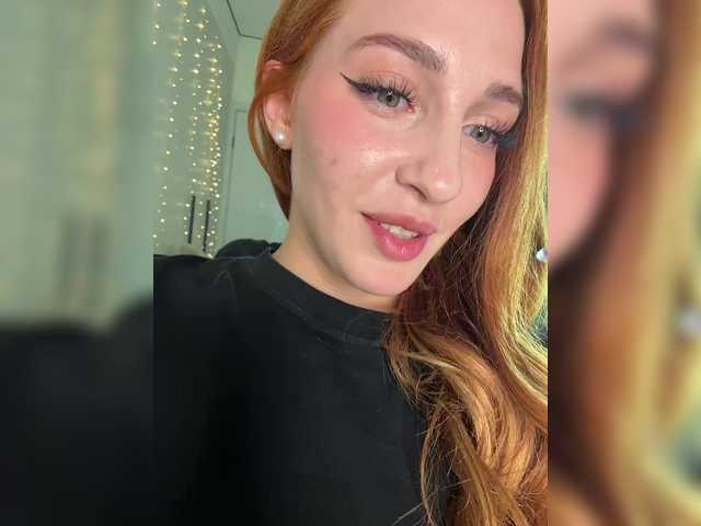 ArinaSmile live cam on BongaCams