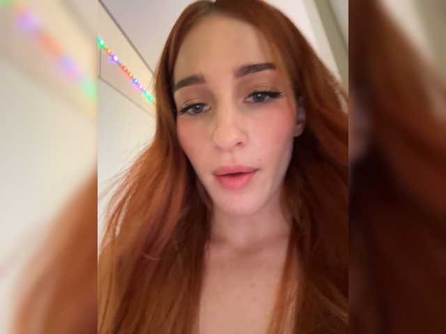 ArinaSmile live cam on BongaCams