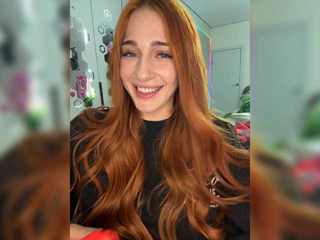 ArinaSmile live cam on BongaCams