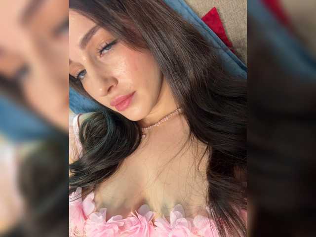 VictoriaBix live cam on BongaCams