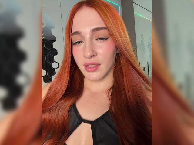 ArinaSmile live cam on BongaCams