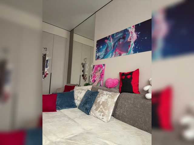 VictoriaBix live cam preview