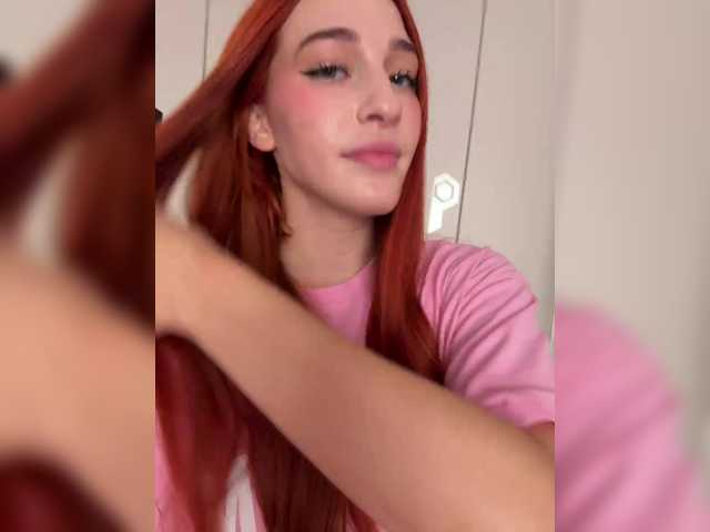ArinaSmile live cam on BongaCams