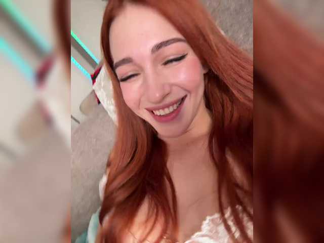 ArinaSmile live cam on BongaCams