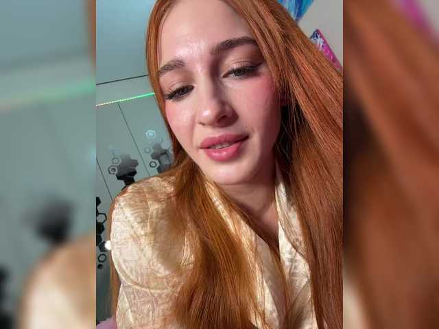 ArinaSmile live cam on BongaCams