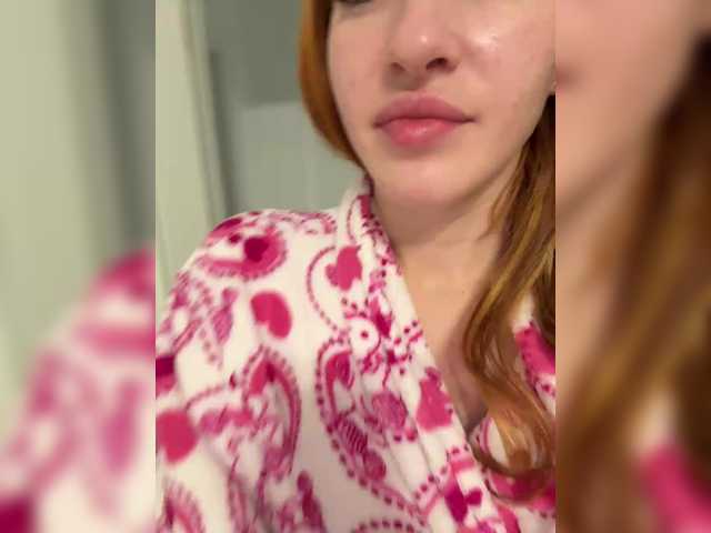 ArinaSmile live cam on BongaCams