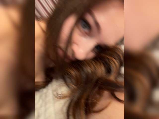 ArinaSmile live cam on BongaCams