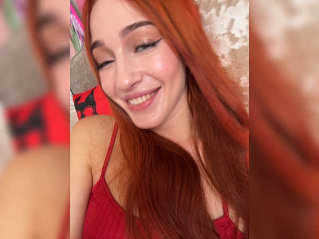 ArinaSmile live webcam show