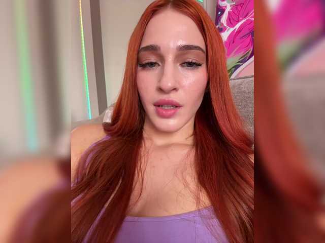 ArinaSmile live webcam show