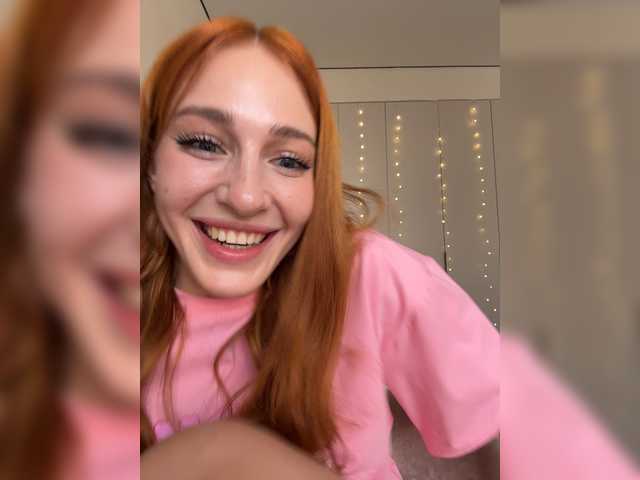 ArinaSmile live cam on BongaCams