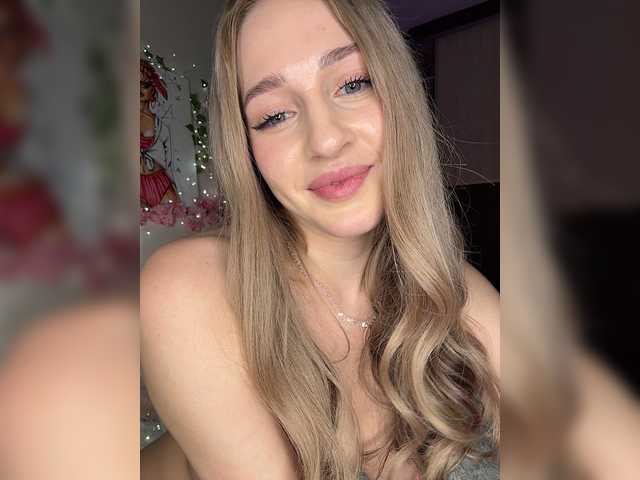  ArinaSmile chat room