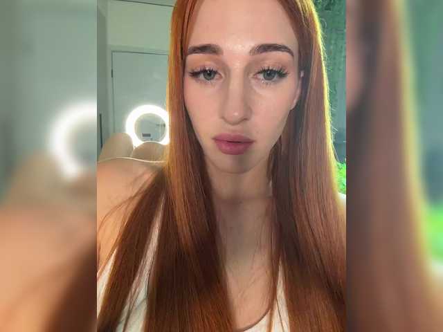 ArinaSmile live cam on BongaCams