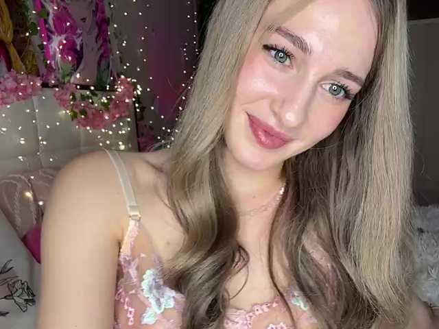  ArinaSmile chat room