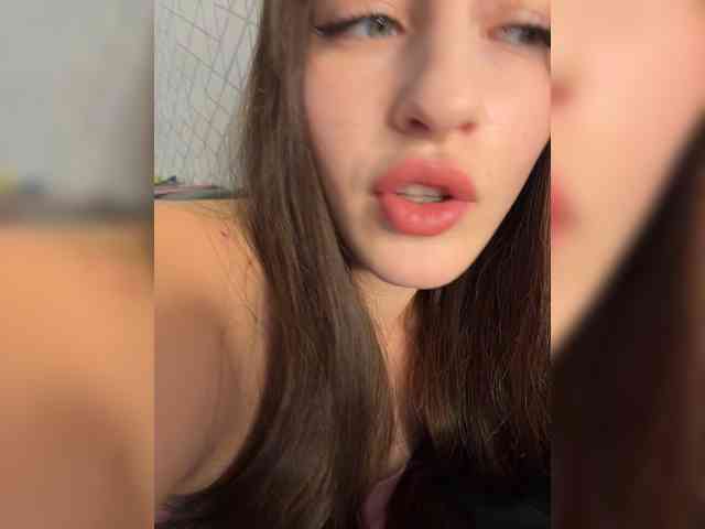 VictoriaBix webcam