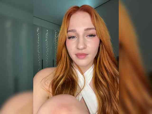 VictoriaBix webcam