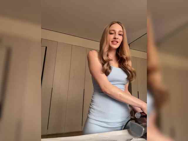 VictoriaBix webcam