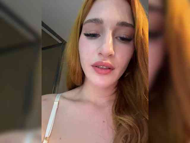 VictoriaBix webcam