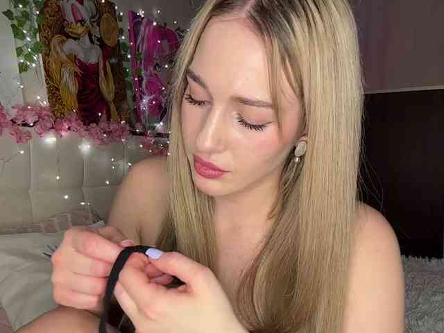 VictoriaBix webcam
