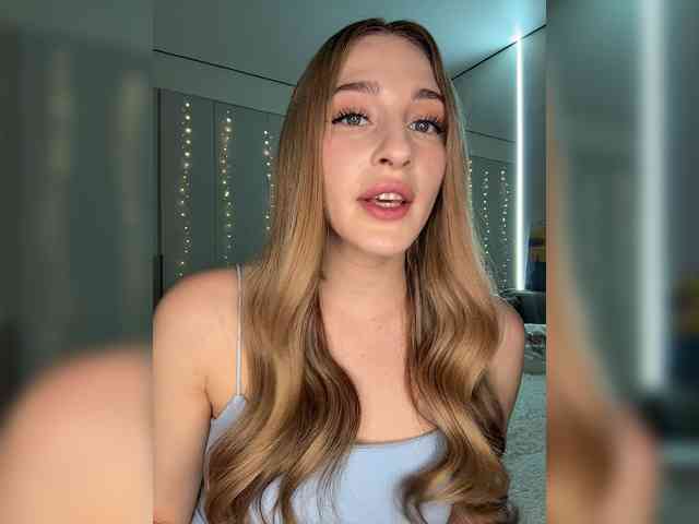 VictoriaBix webcam