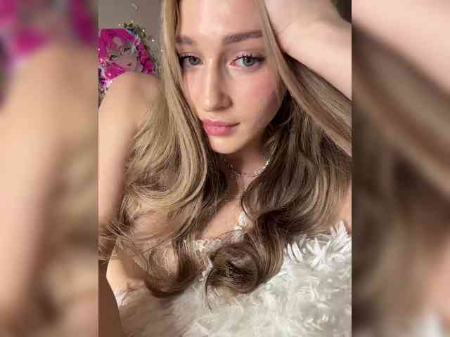 VictoriaBix webcam