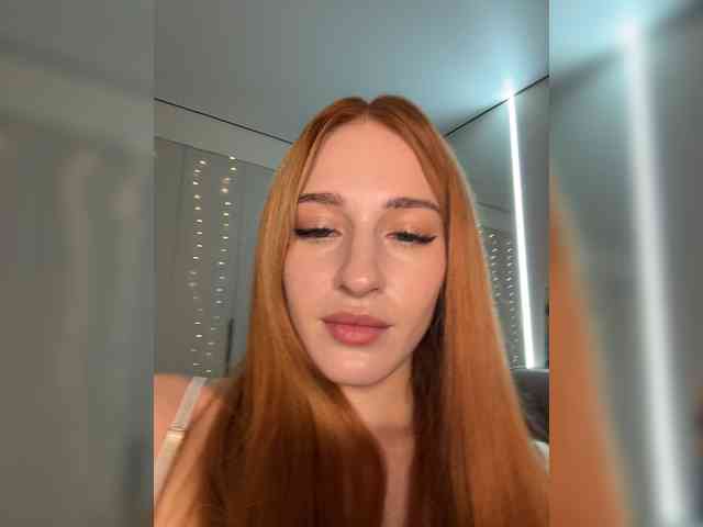 VictoriaBix webcam