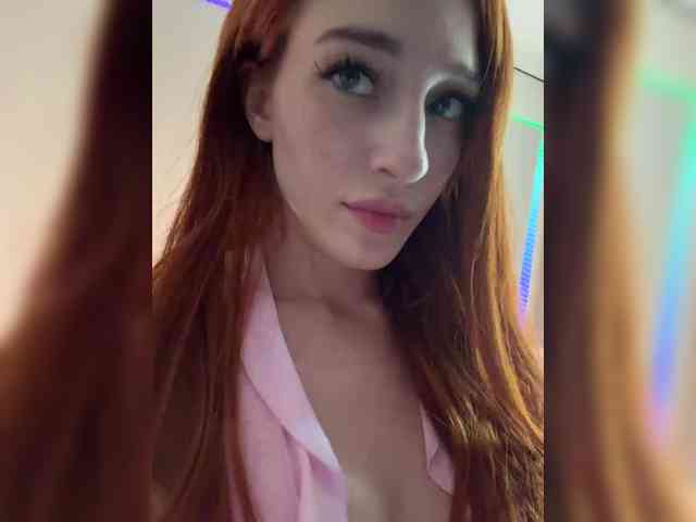 VictoriaBix webcam