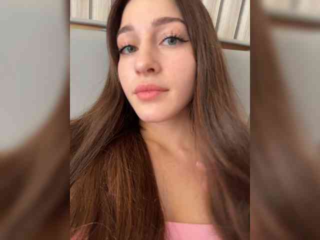 VictoriaBix webcam