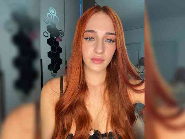 VictoriaBix webcam