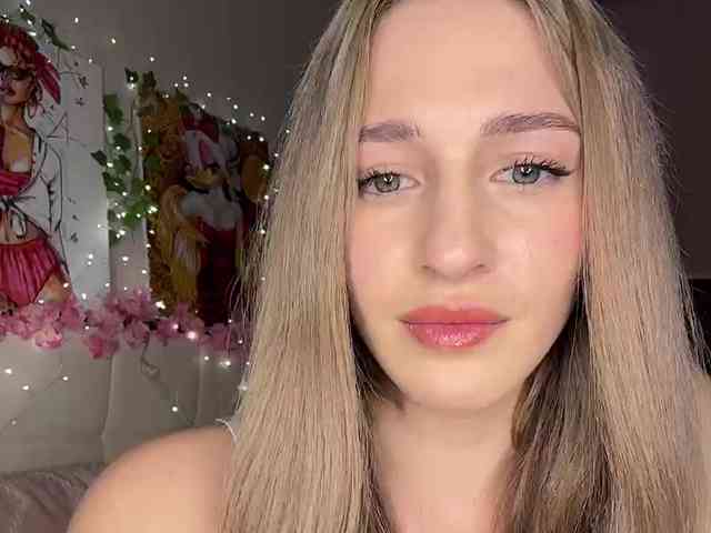 VictoriaBix webcam