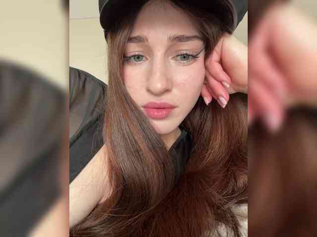 VictoriaBix webcam