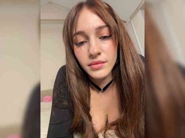 VictoriaBix webcam