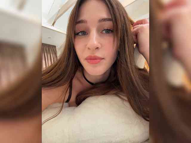 VictoriaBix webcam