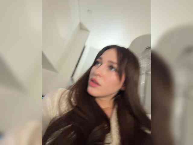 VictoriaBix webcam