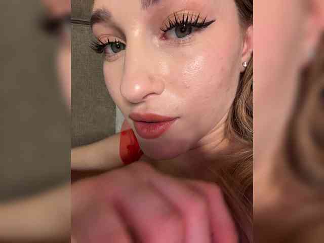 VictoriaBix webcam