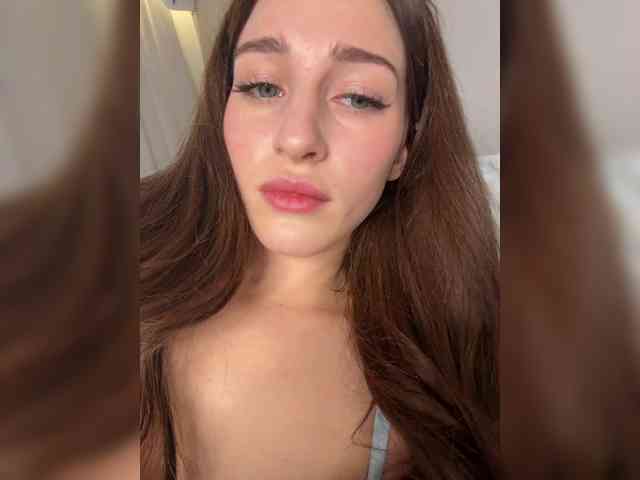 VictoriaBix webcam