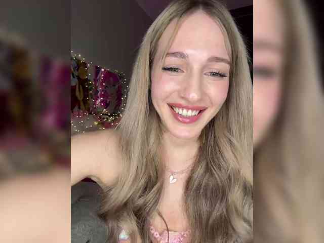VictoriaBix webcam